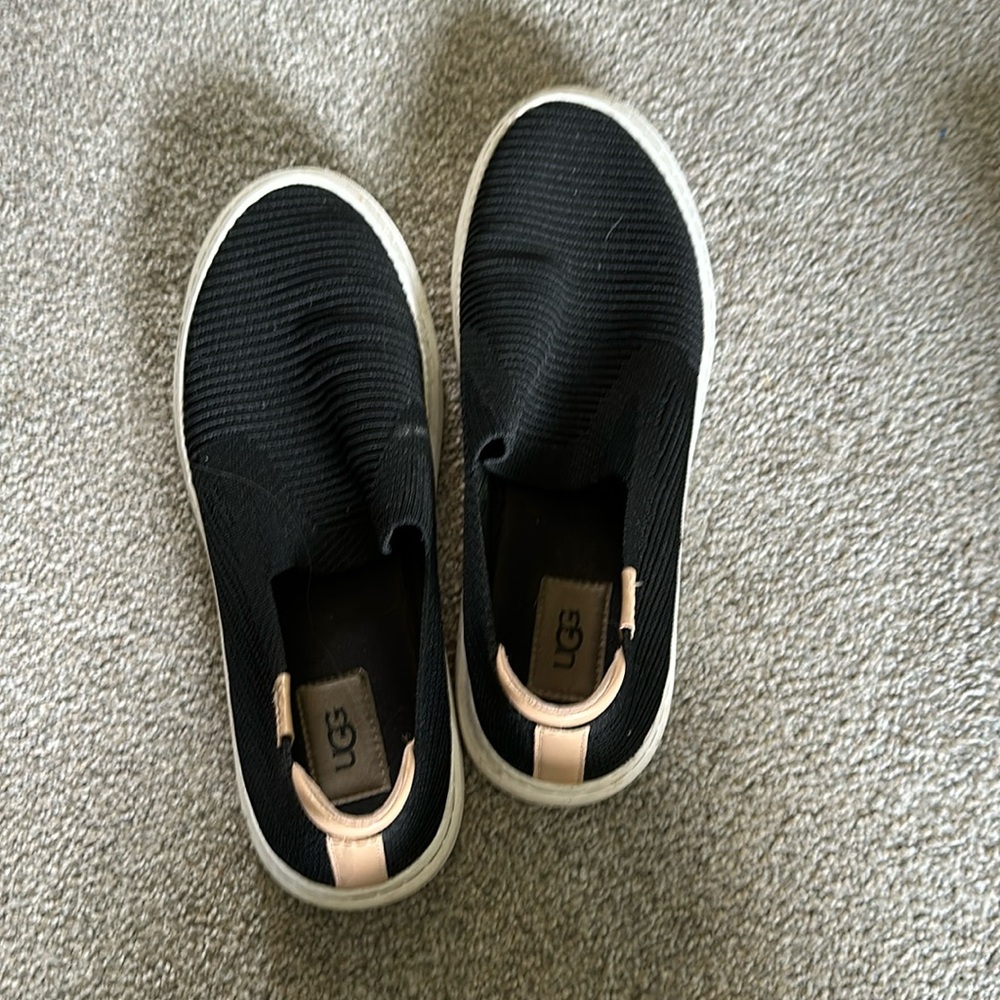 Ugg slip on shoes okay used condition size 9.5 women’s